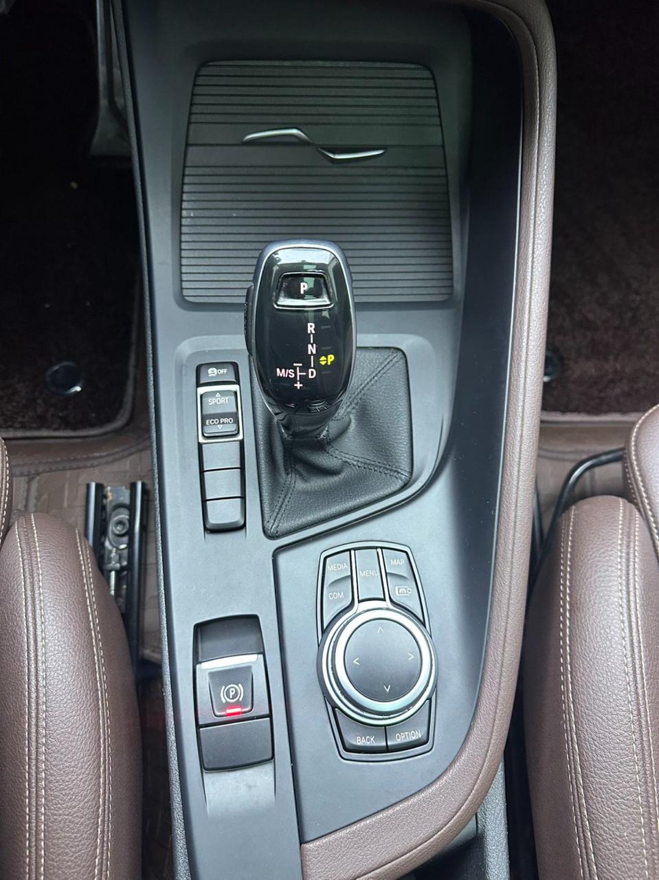 BMW X1 8