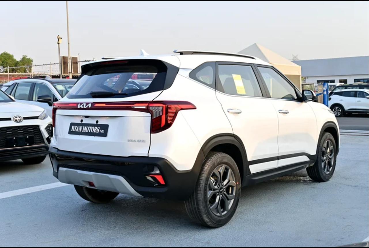 Kia SELTOS 4