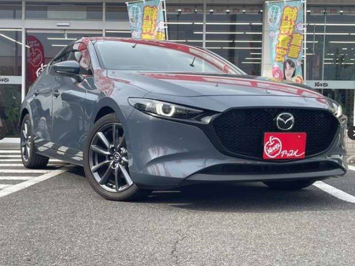 Mazda 3 FASTBACK 3
