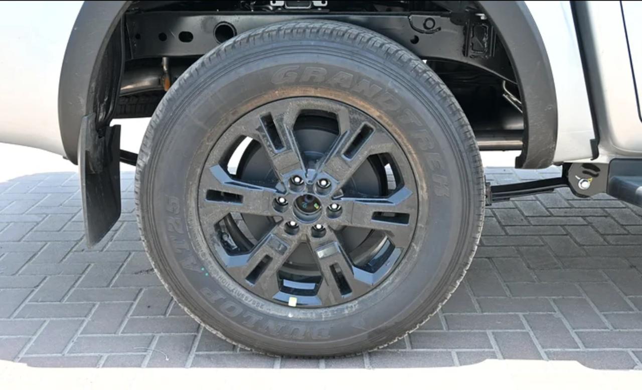Nissan NAVARA 6