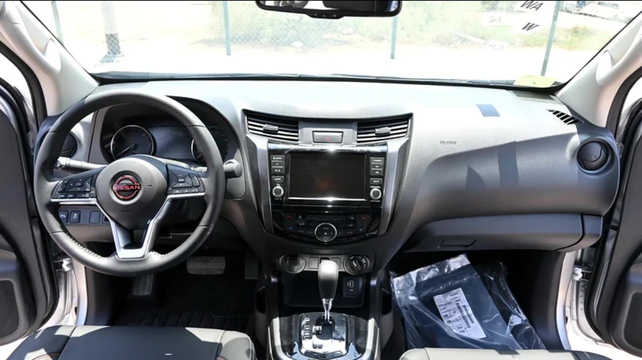 Nissan NAVARA 8