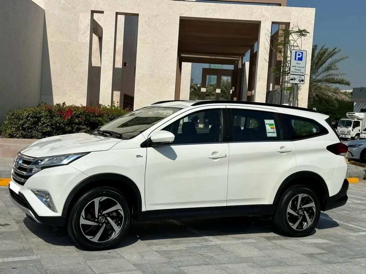 Toyota Rush 4