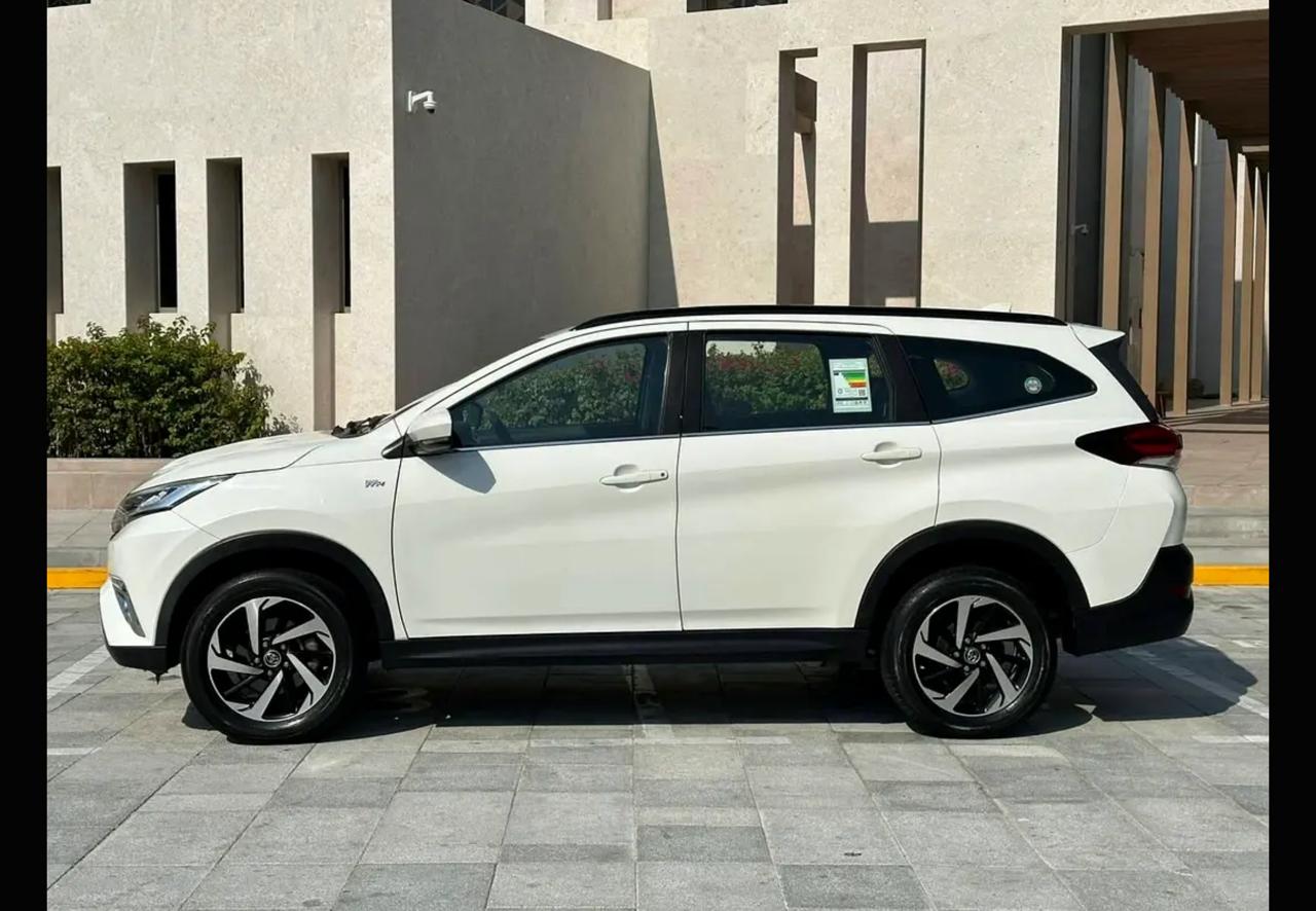 Toyota Rush 6
