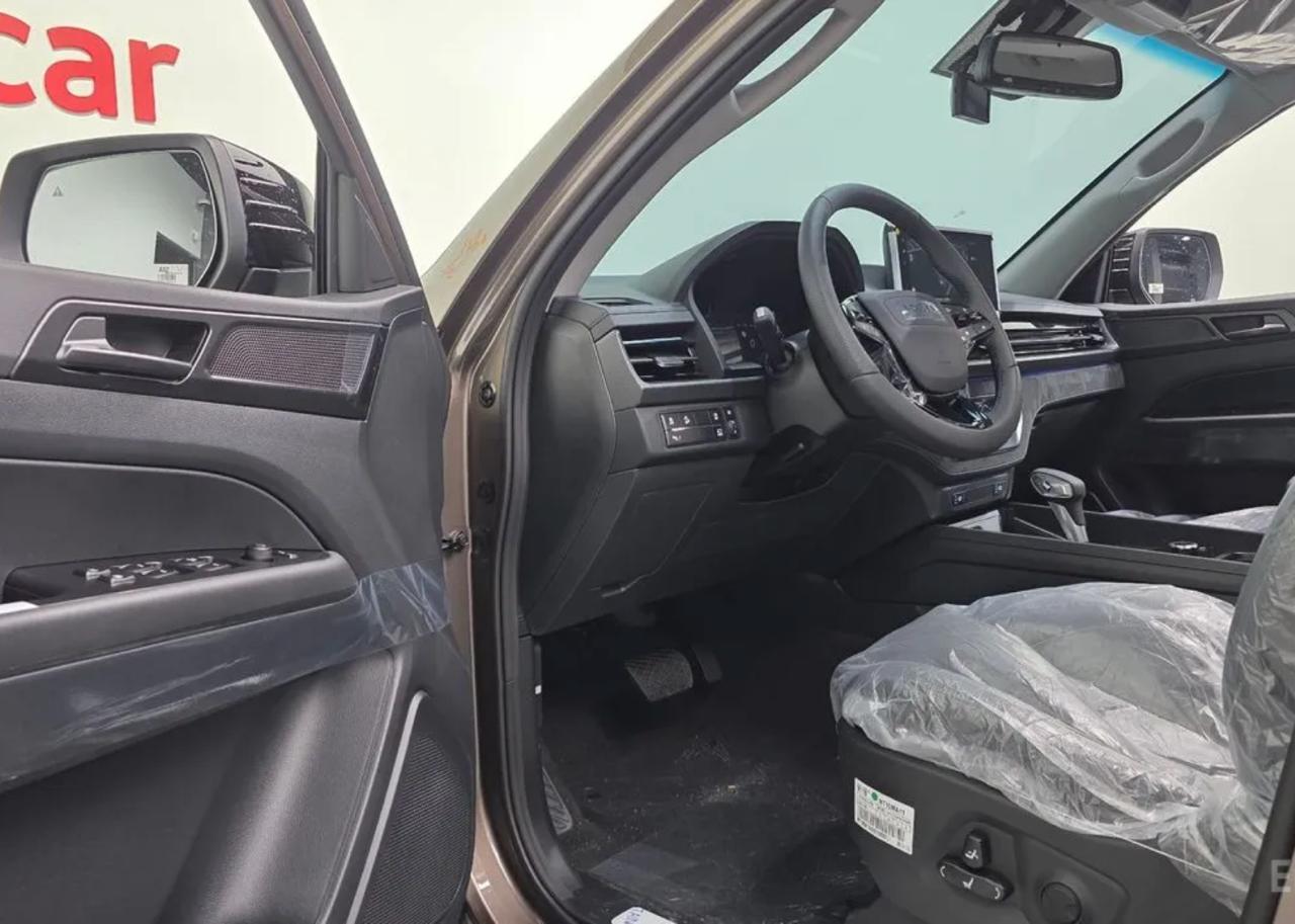 SsangYong KGM MUSSO Q300 5