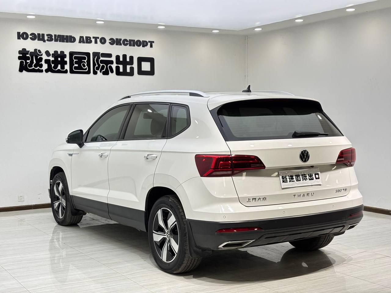 Volkswagen THARU 4