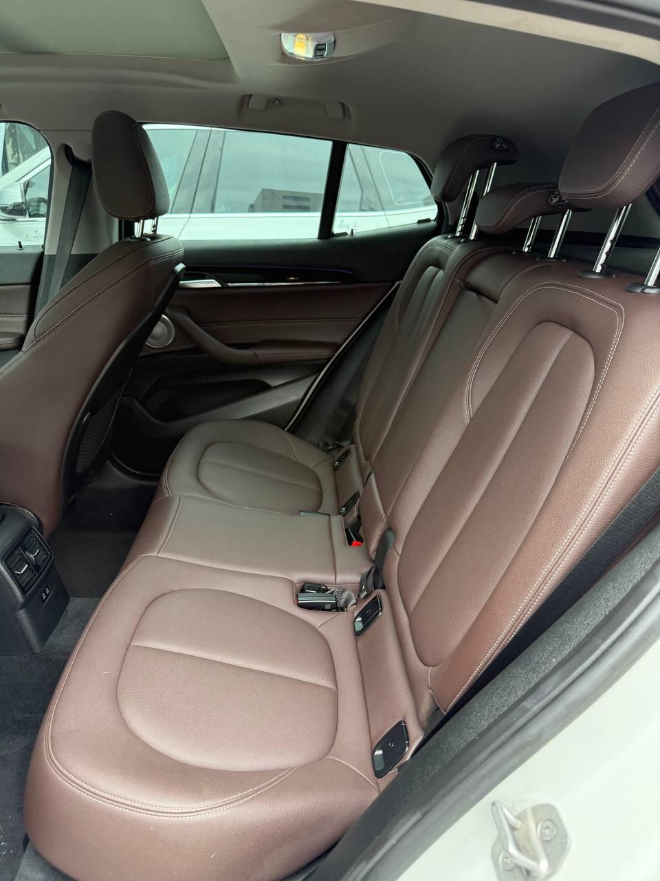BMW X2 xDrive25i M-Sport 6
