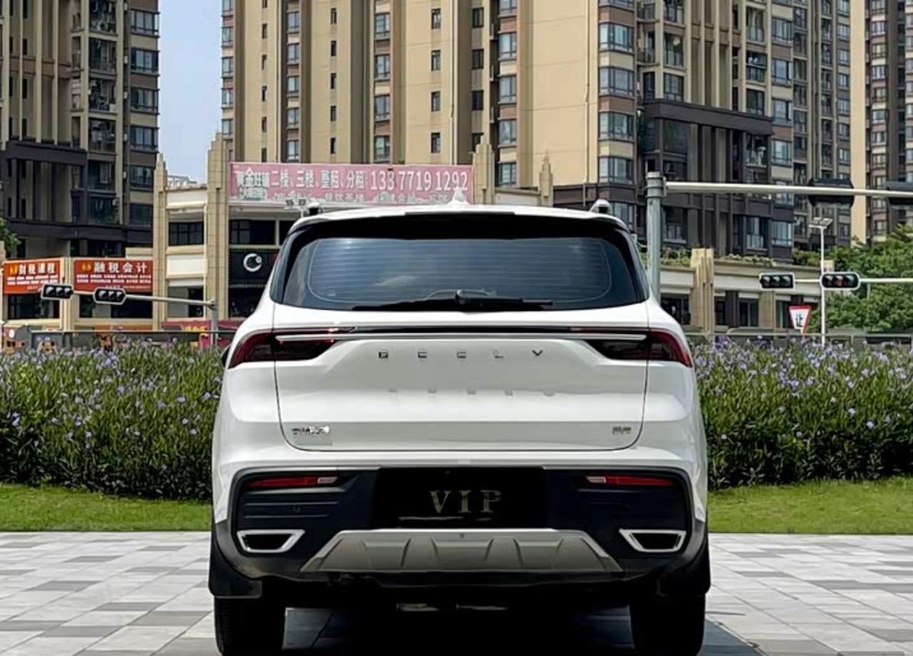 Geely Okavango 4