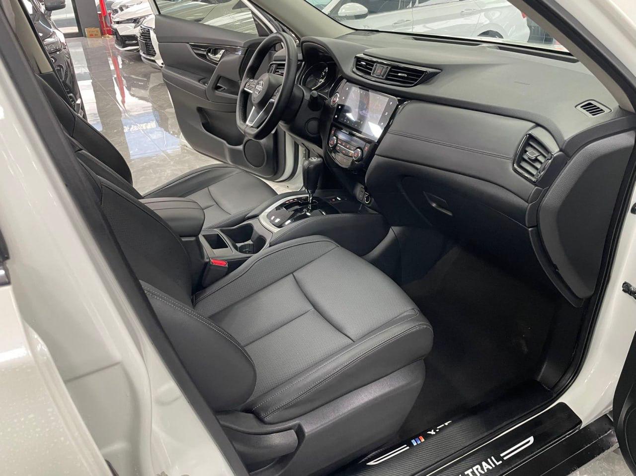 Nissan X-Trail 7