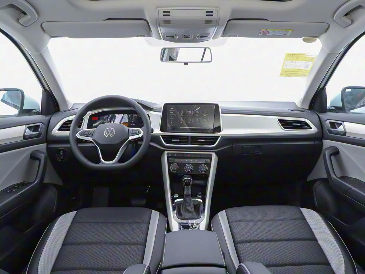 Volkswagen T-ROC 5