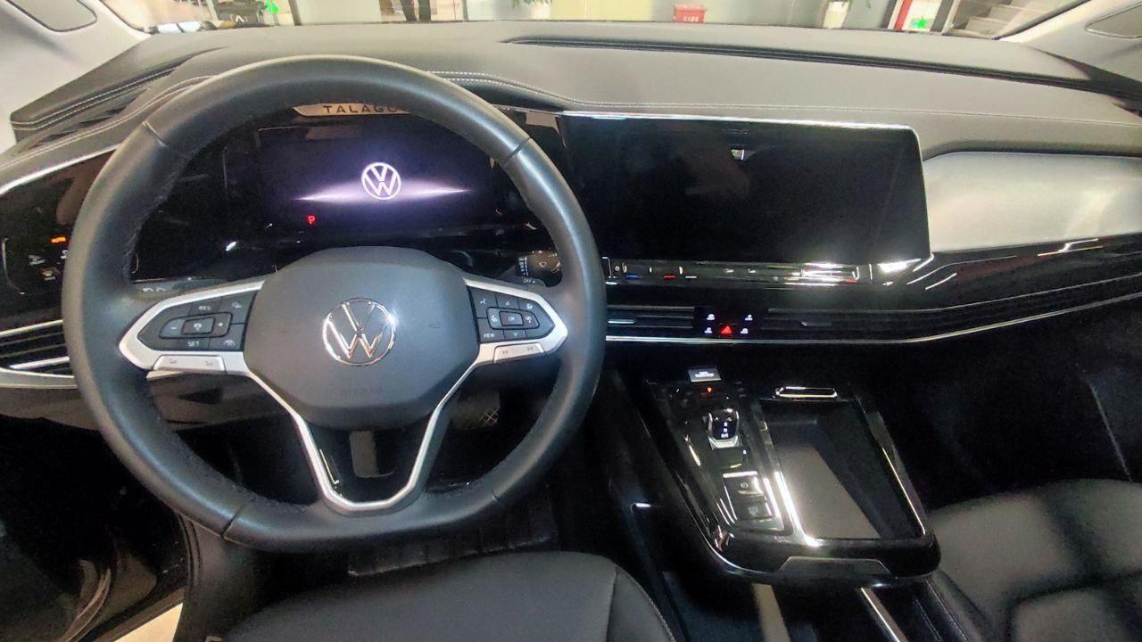 Volkswagen Talagon 4