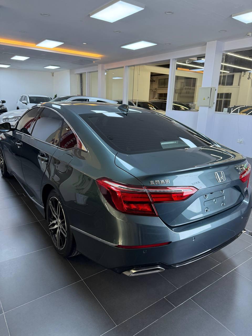 Honda INSPIRE 4