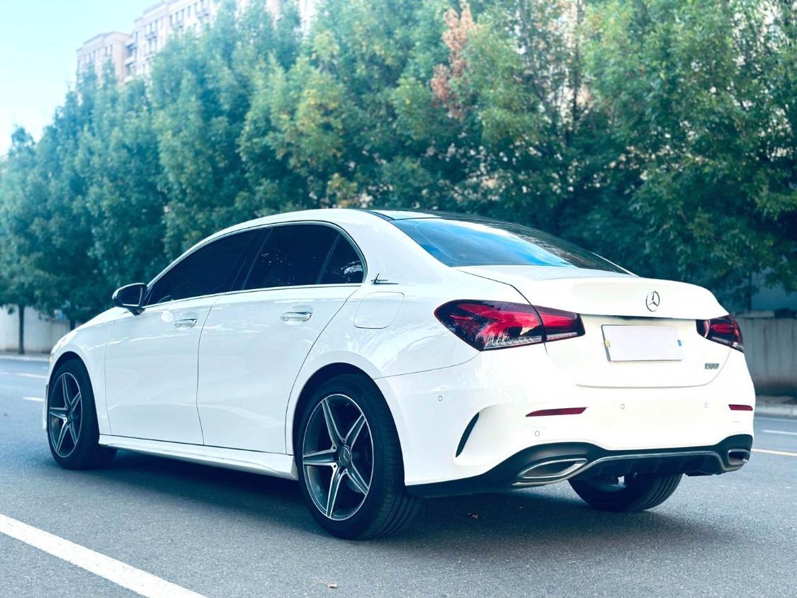 Mercedes-Benz A-Class A200L 5