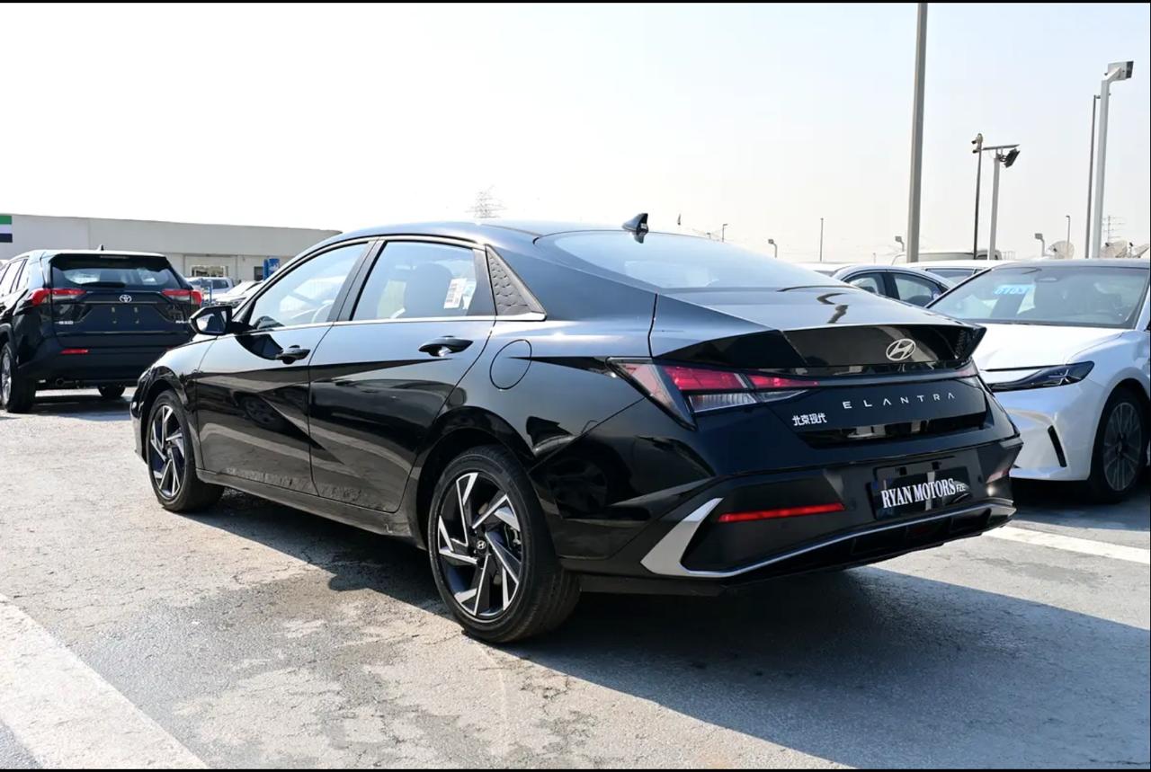 Hyundai ELANTRA 3