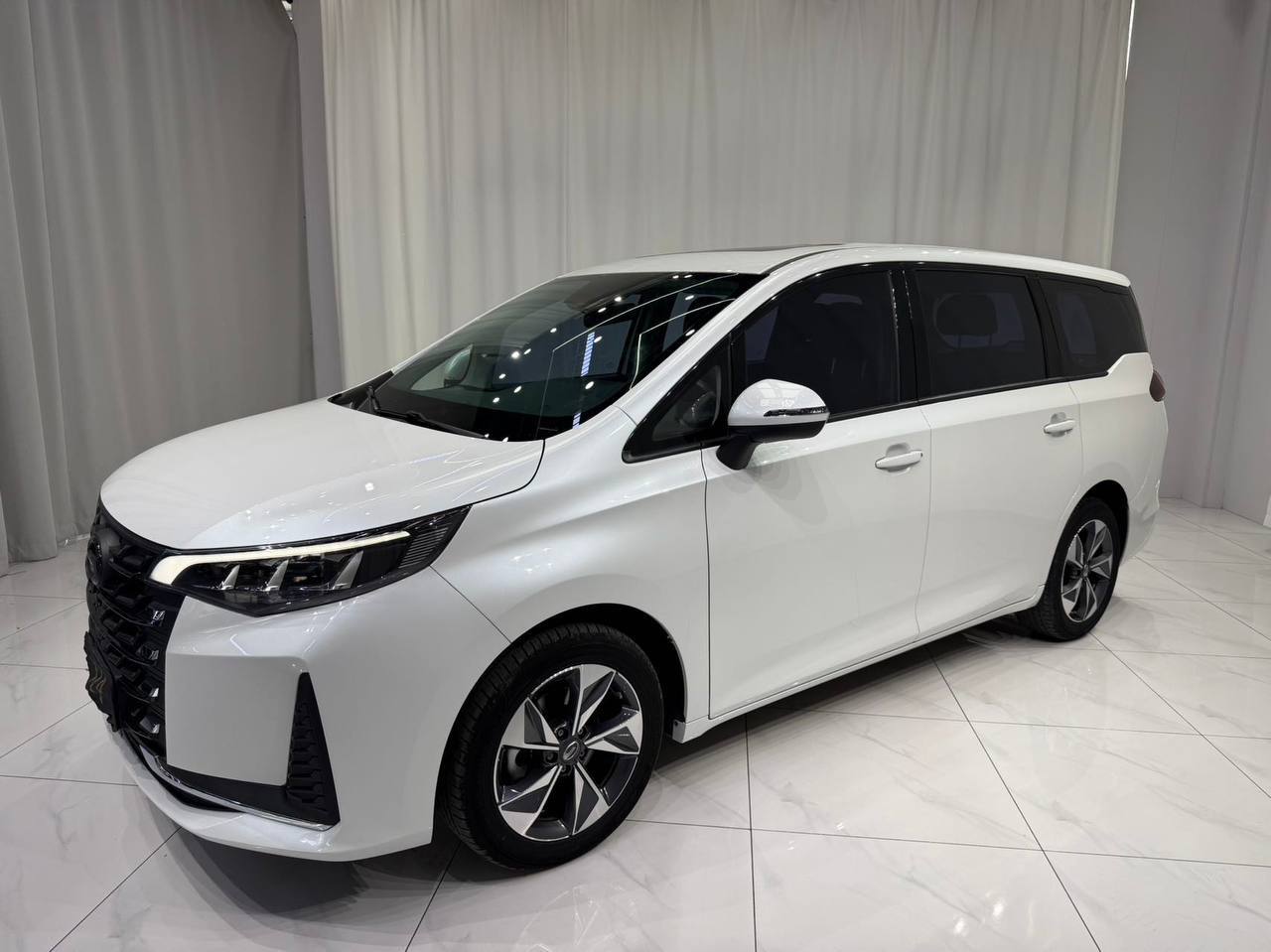 GAC Trumpchi M6 PRO
