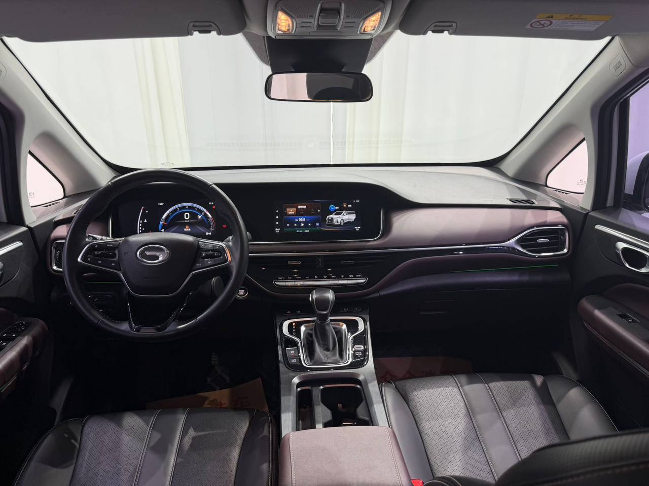 GAC Trumpchi M6 PRO 7