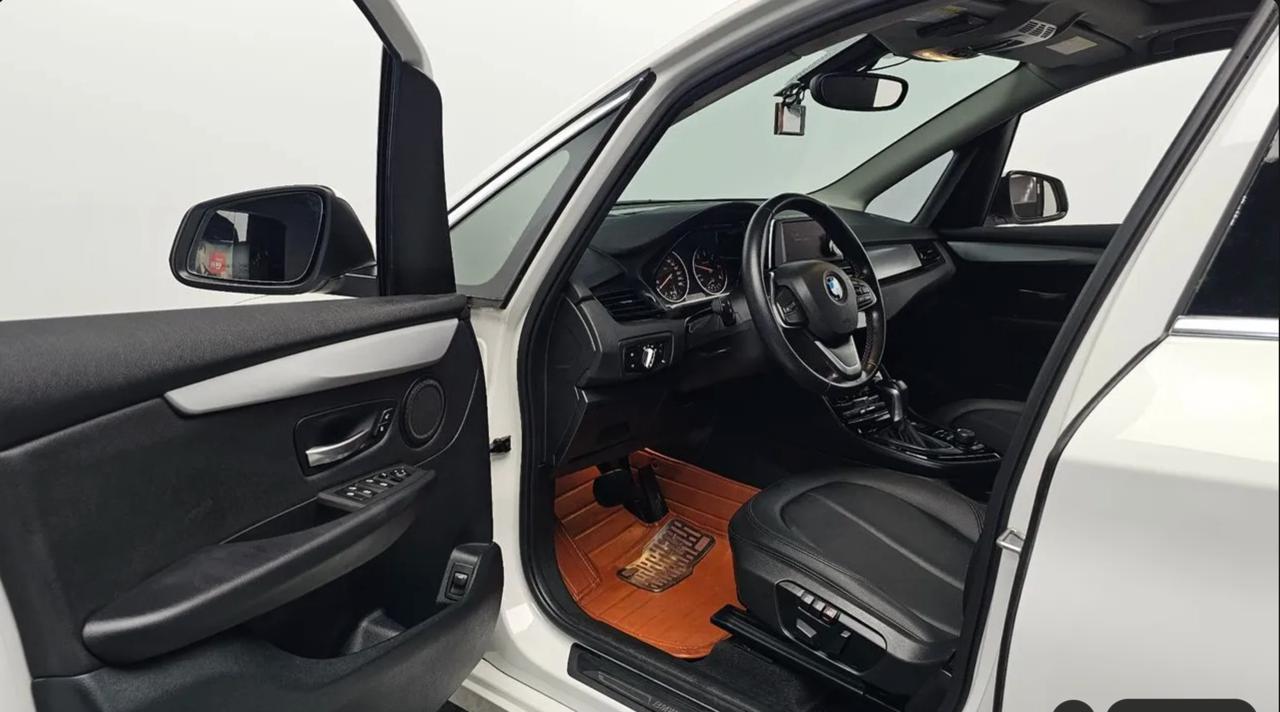 BMW 218d Active Tourer F45 7