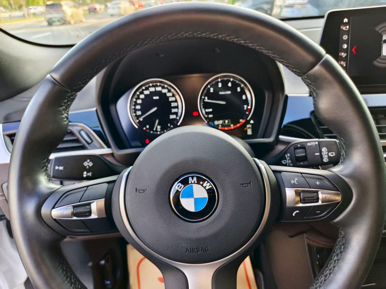 BMW X2 4