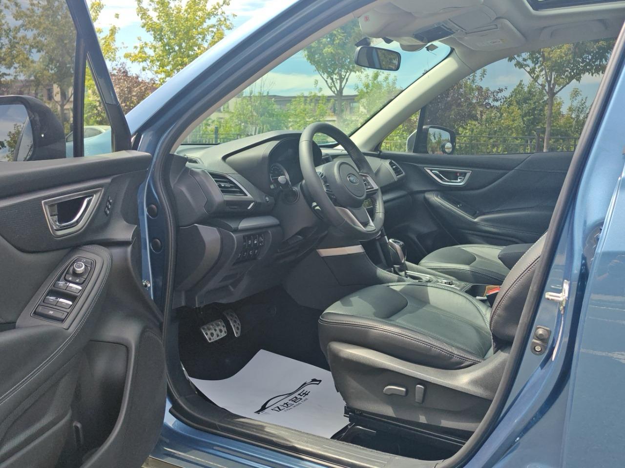 Subaru Forester 4