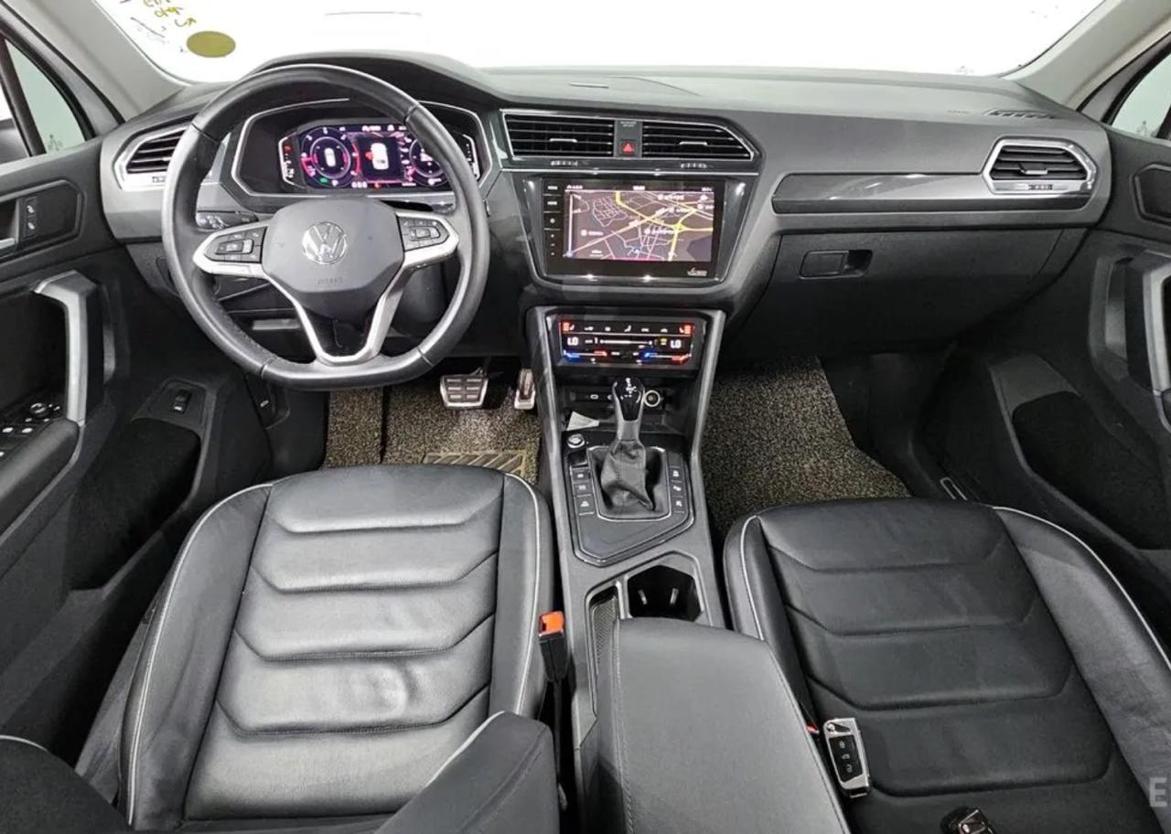 Volkswagen Tiguan 6