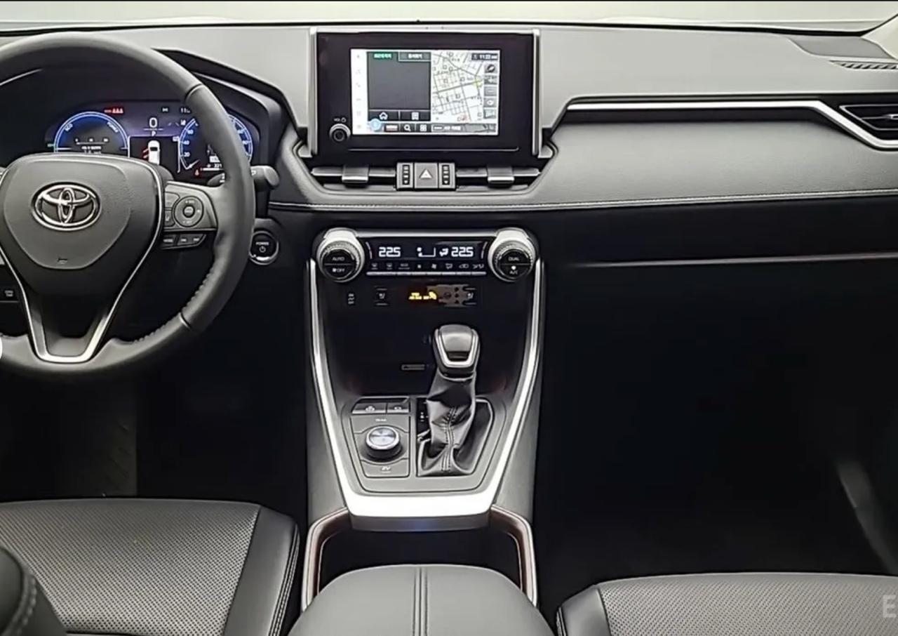 Toyota RAV4 5
