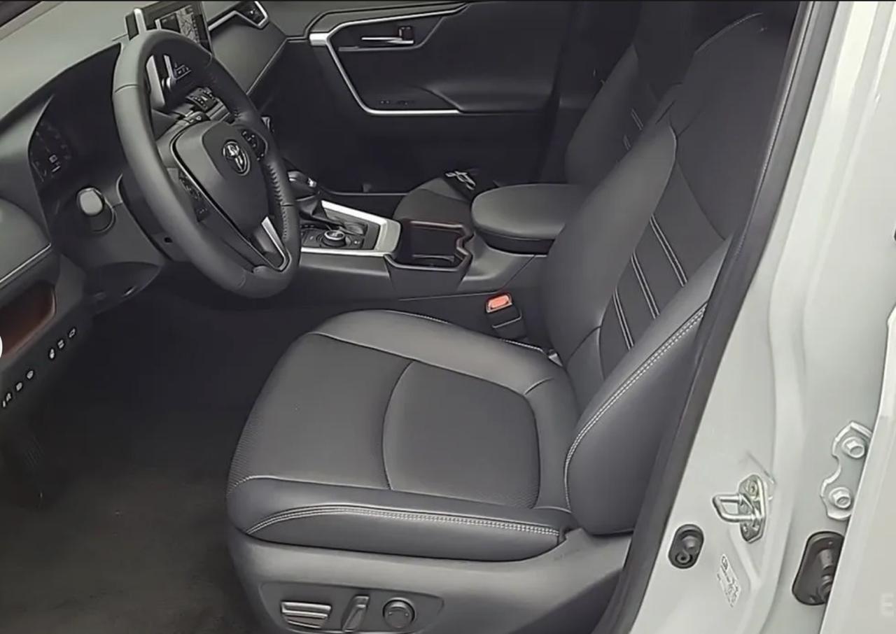 Toyota RAV4 7