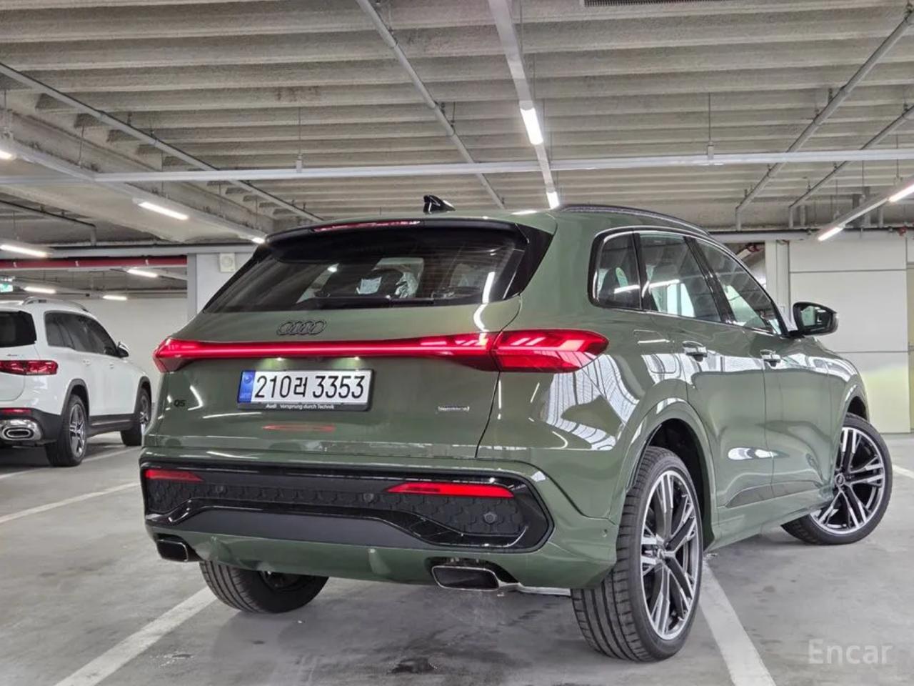 Audi Q5 5