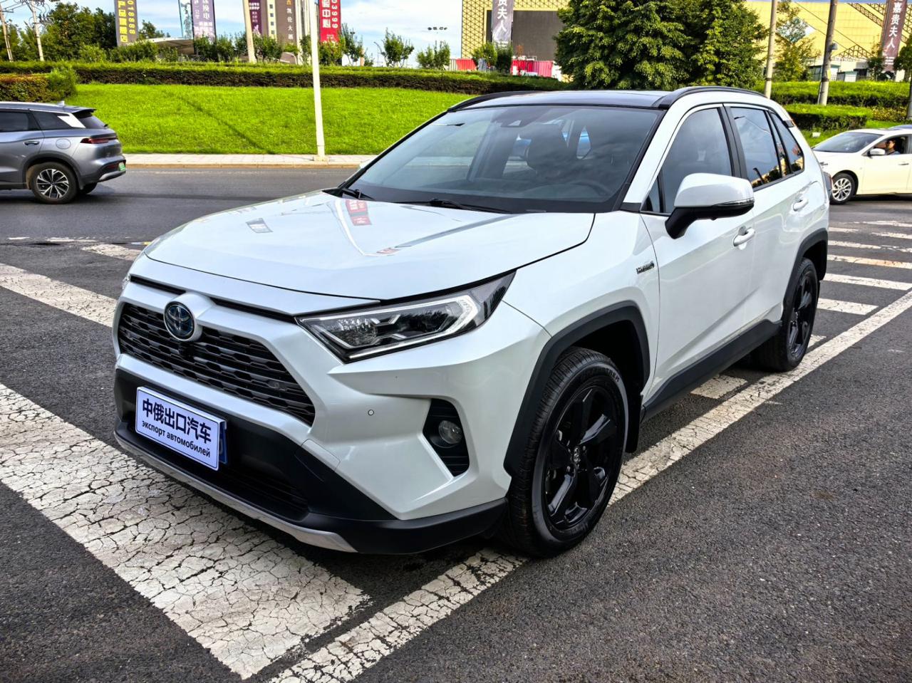 Toyota RAV4 2