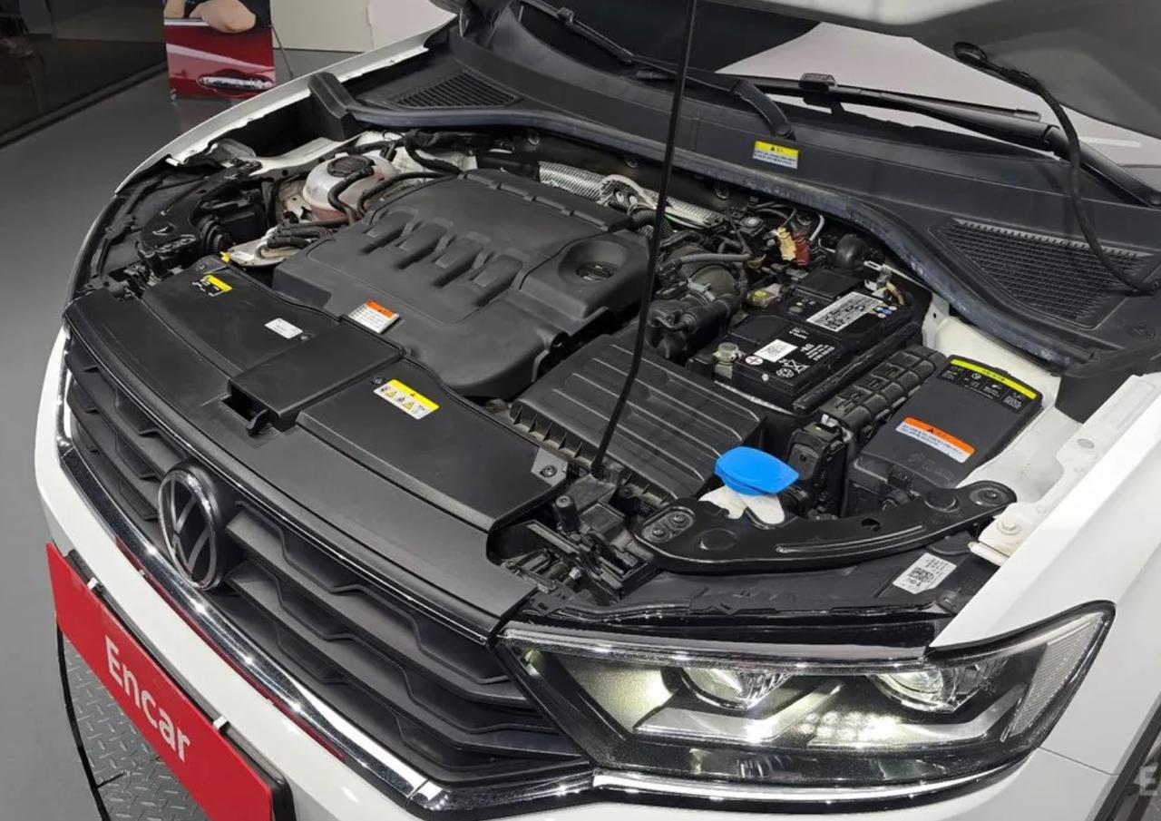 Volkswagen T-ROC 4