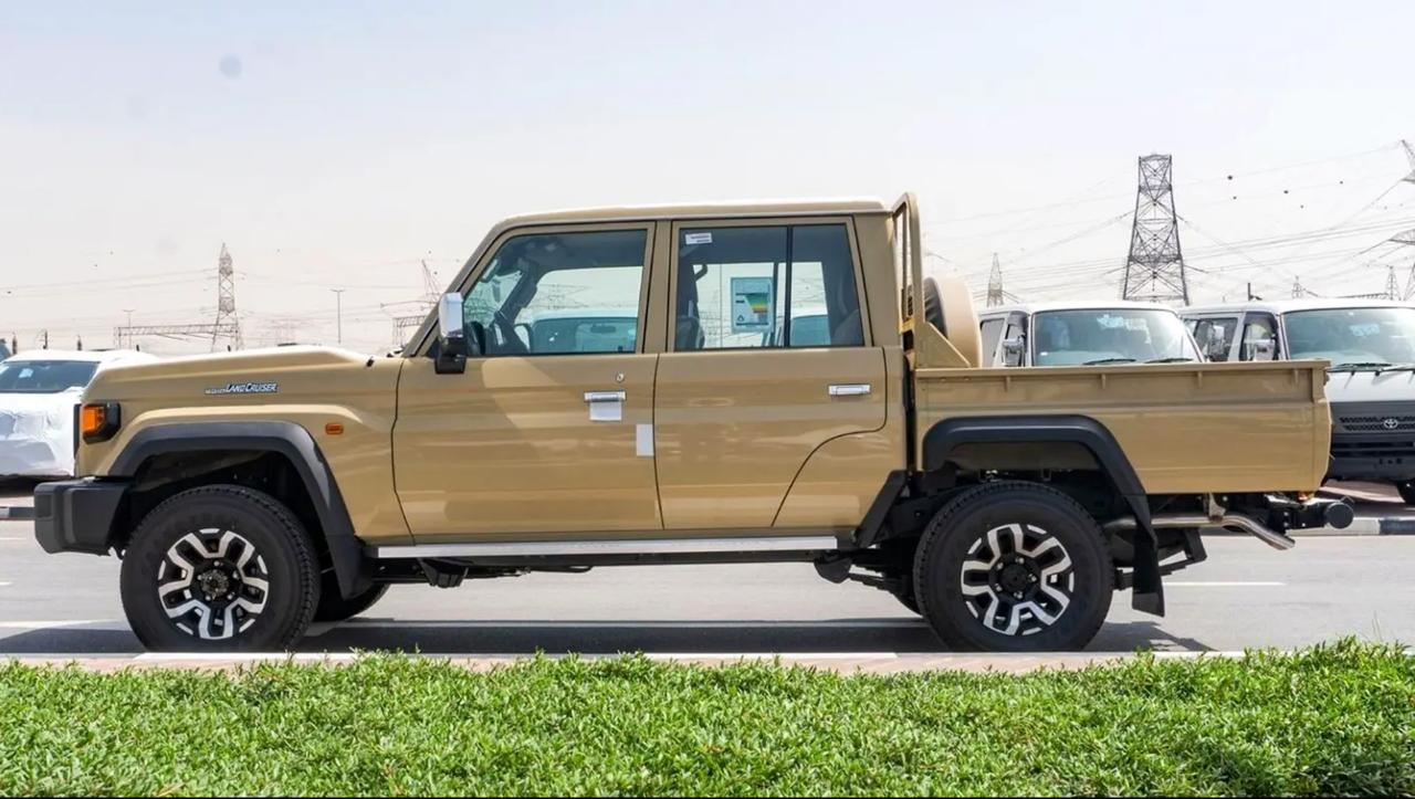 Toyota LAND CRUISER 2