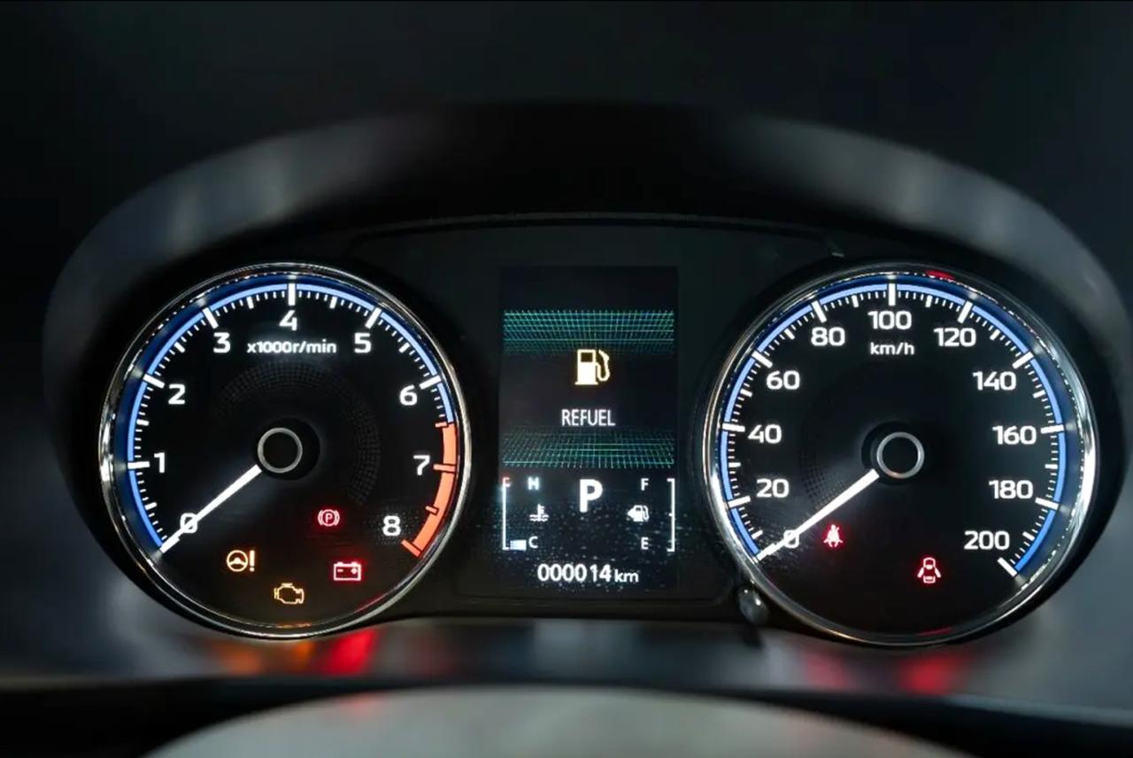 Mitsubishi XPANDER 7