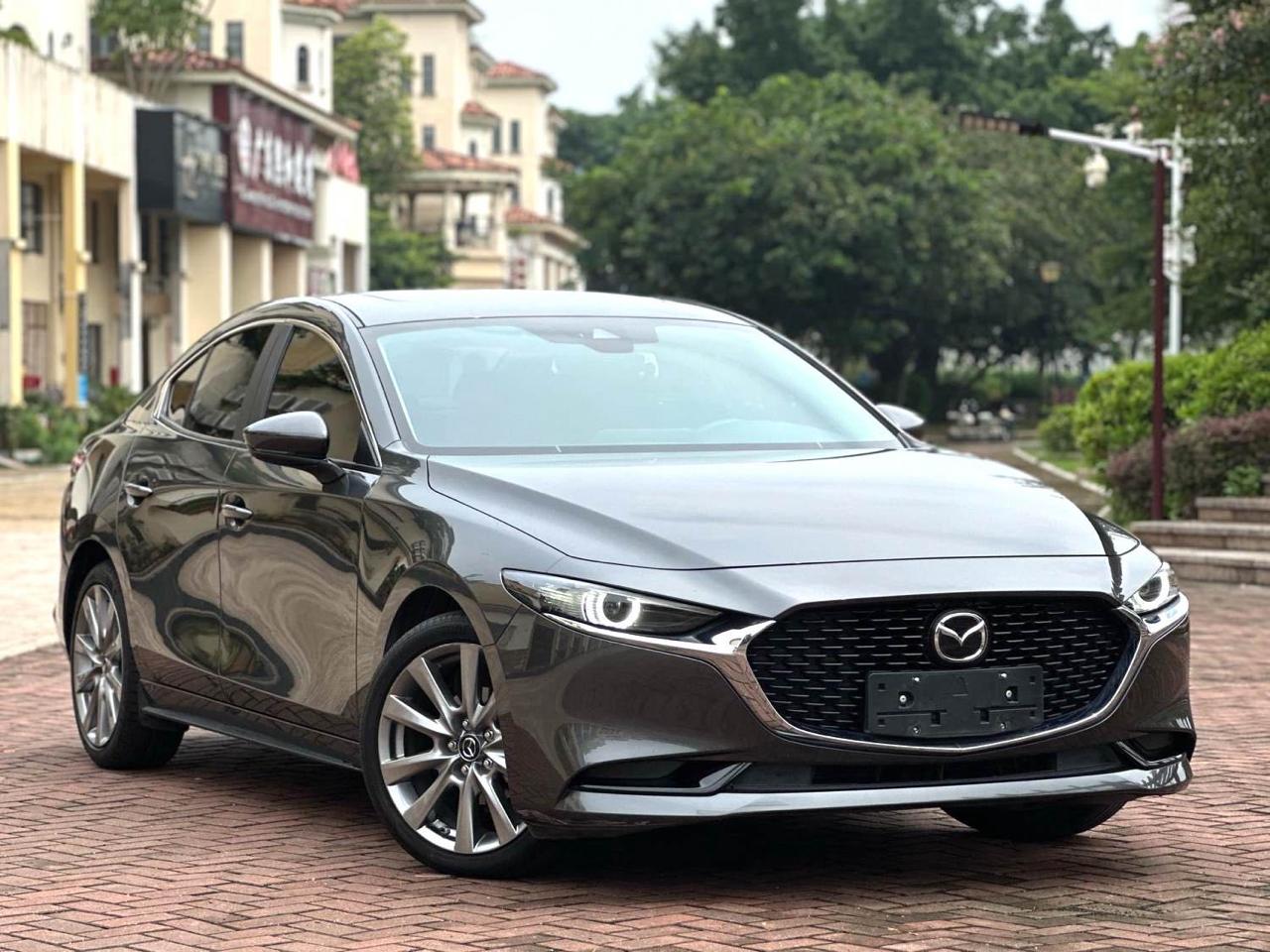 Mazda 3 Axela 3
