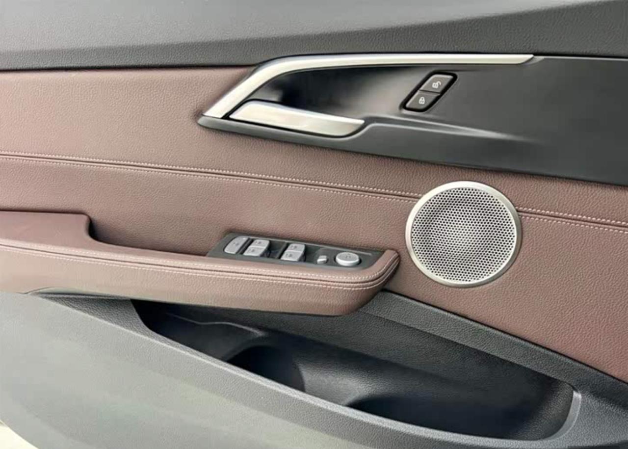 BMW 1 Series 5