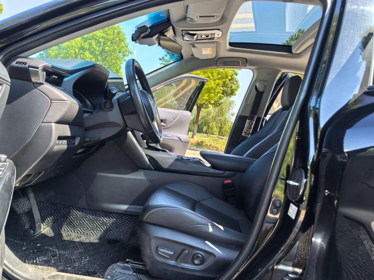 Toyota Venza 4