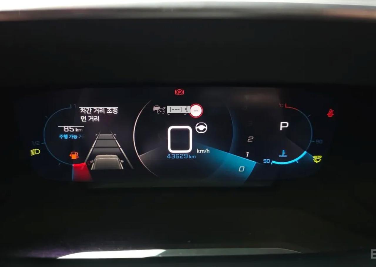 Peugeot 2008 7