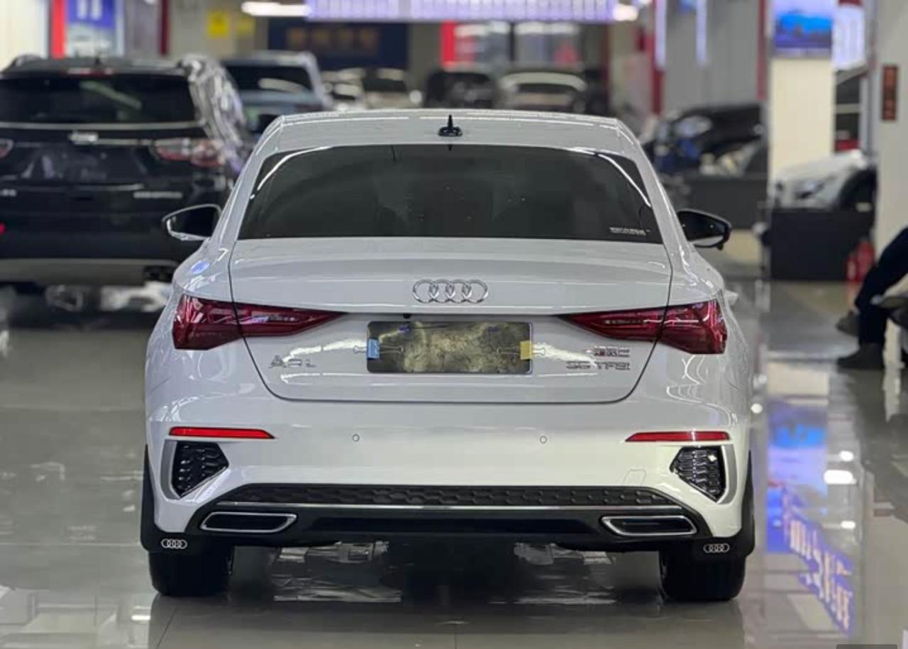 Audi A3L 5