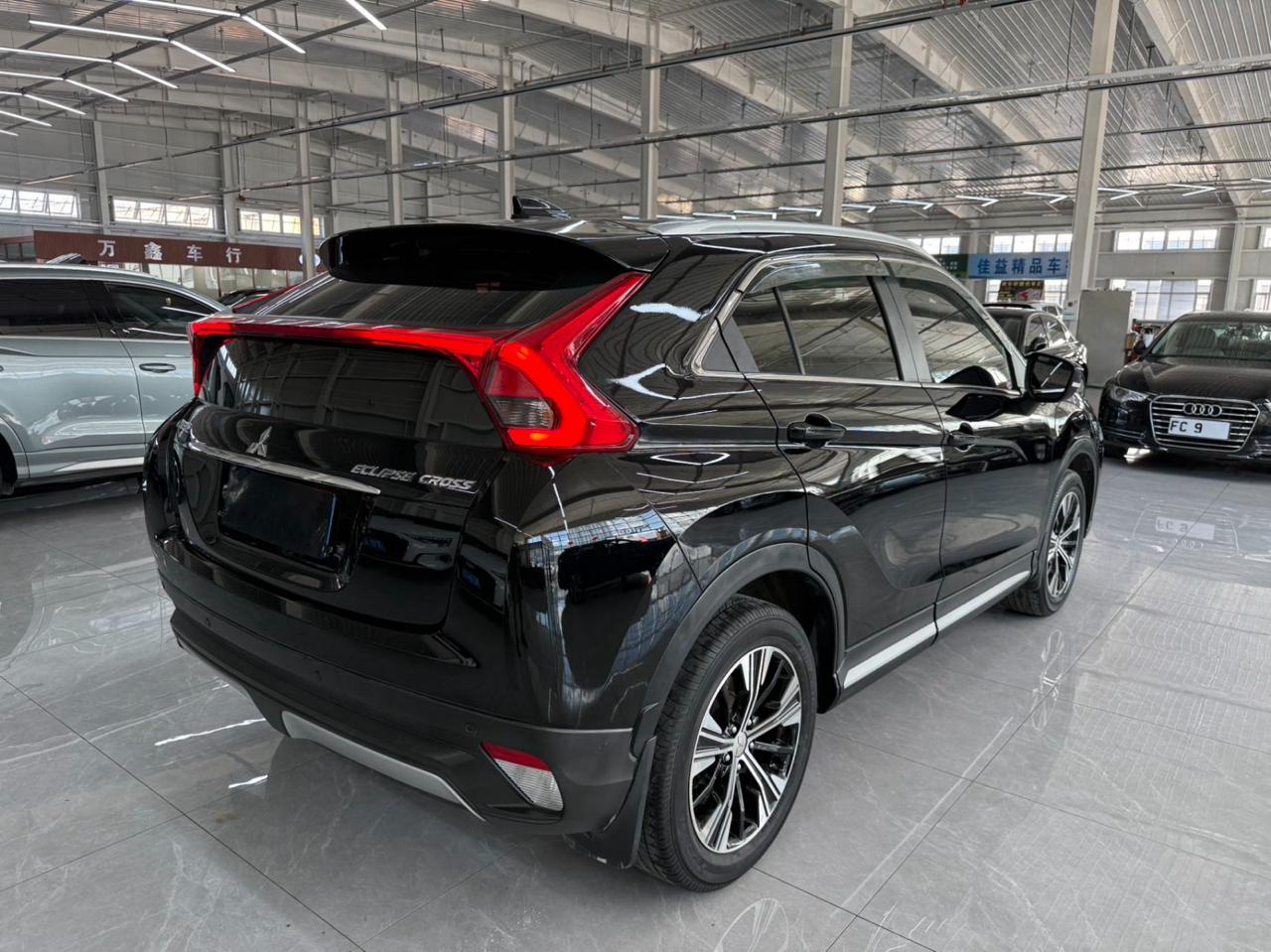 Mitsubishi Eclipse Cross CVT 4