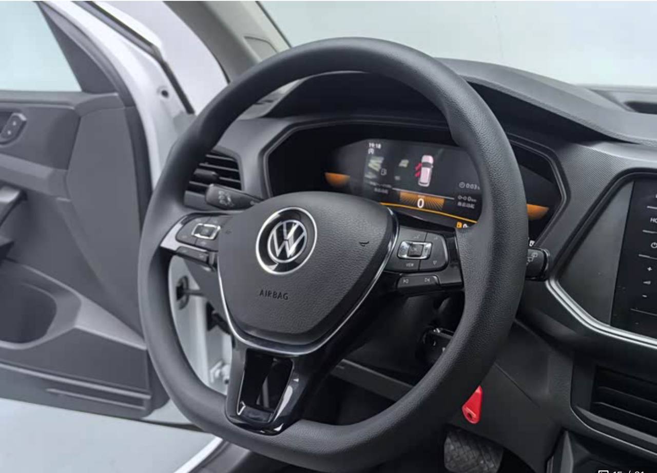 Volkswagen T-Cross Tacqua 8