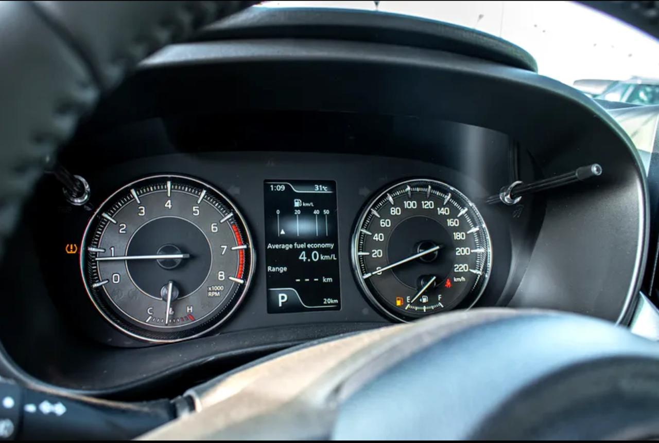 Suzuki BALENO GLX 7