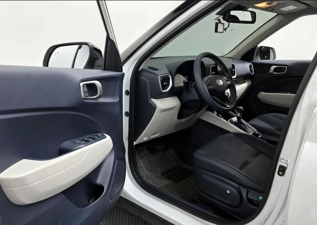 Hyundai VENUE 7
