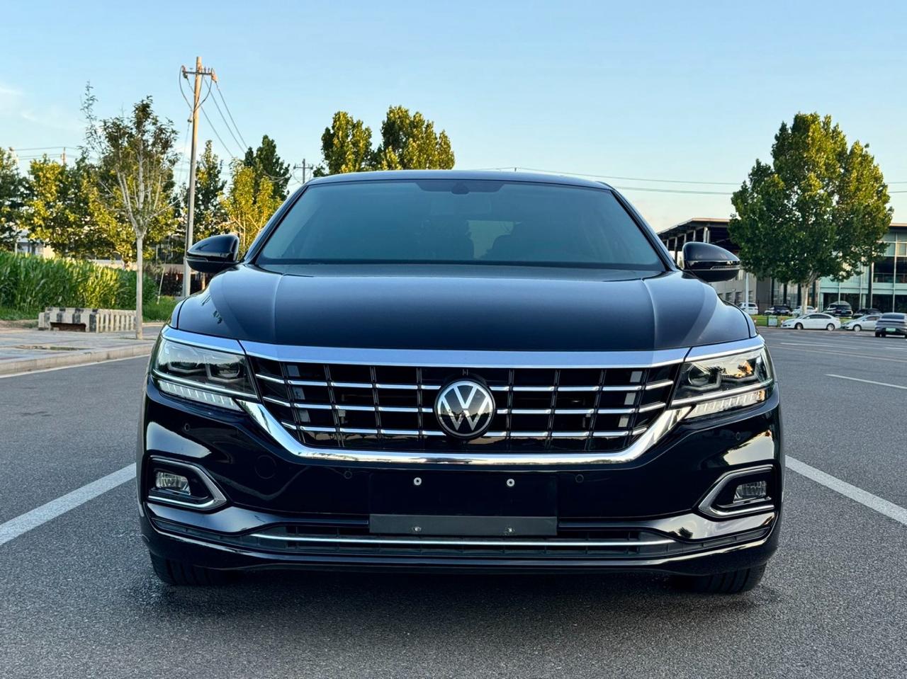 Volkswagen Passat 2