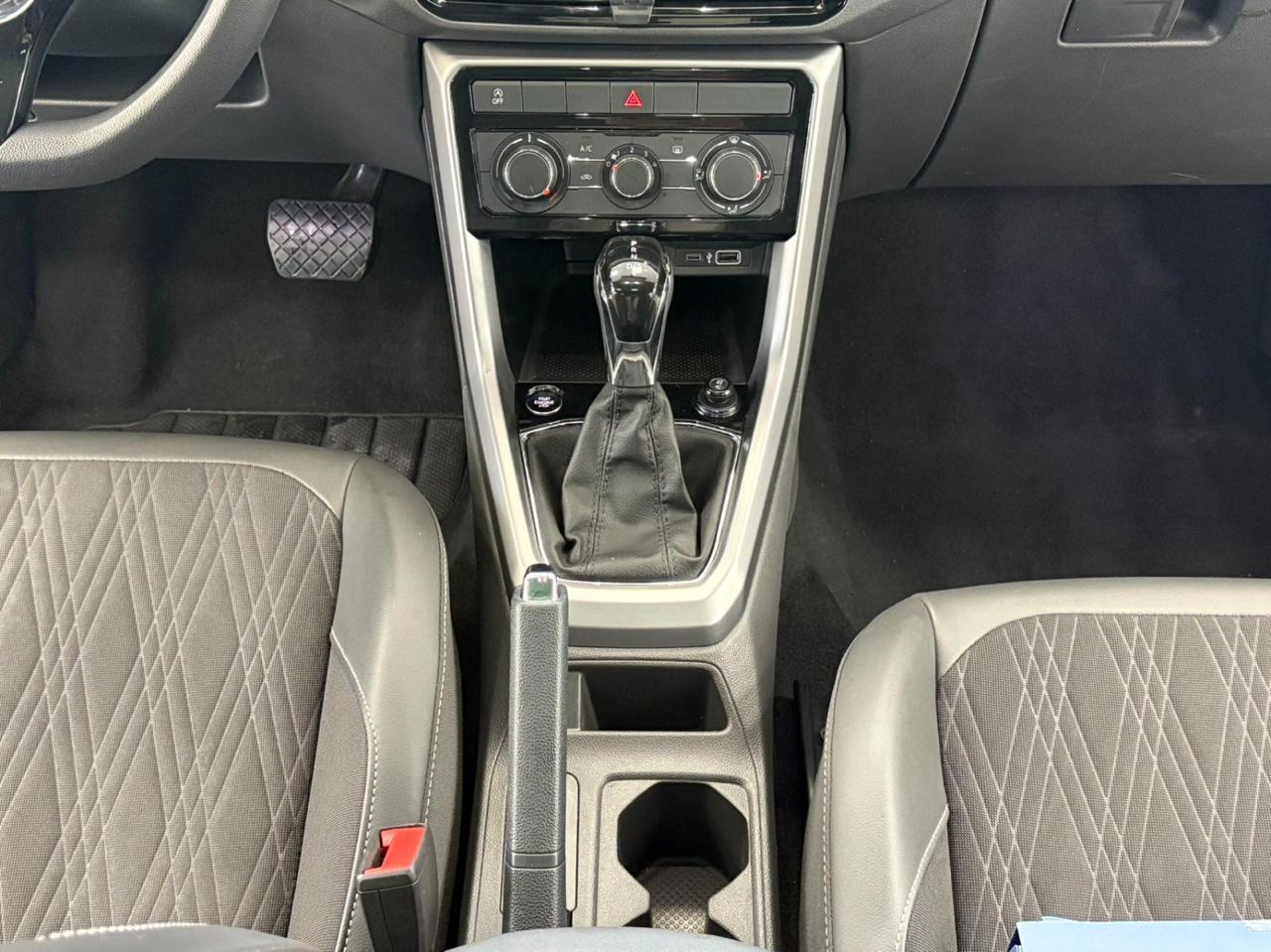 Volkswagen T-CROSS 7