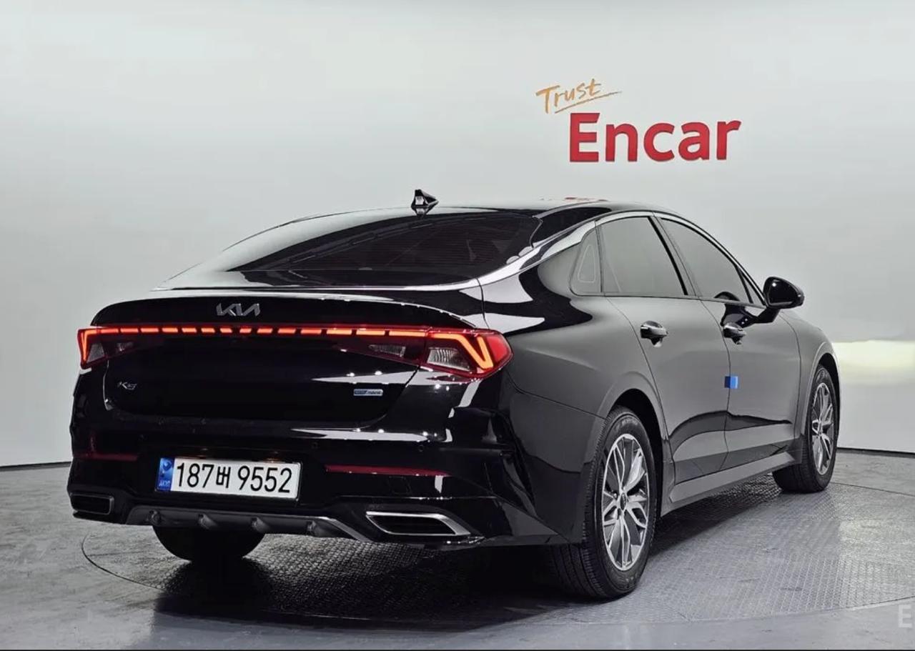 Kia K5 Hybrid 2