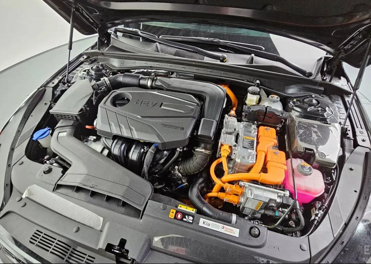 Kia K5 Hybrid 5