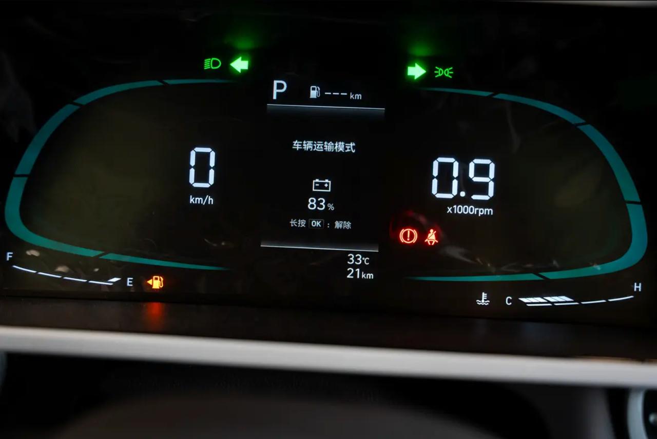 Hyundai ELANTRA 6