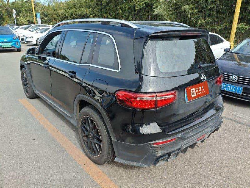 Mercedes-Benz GLB 3
