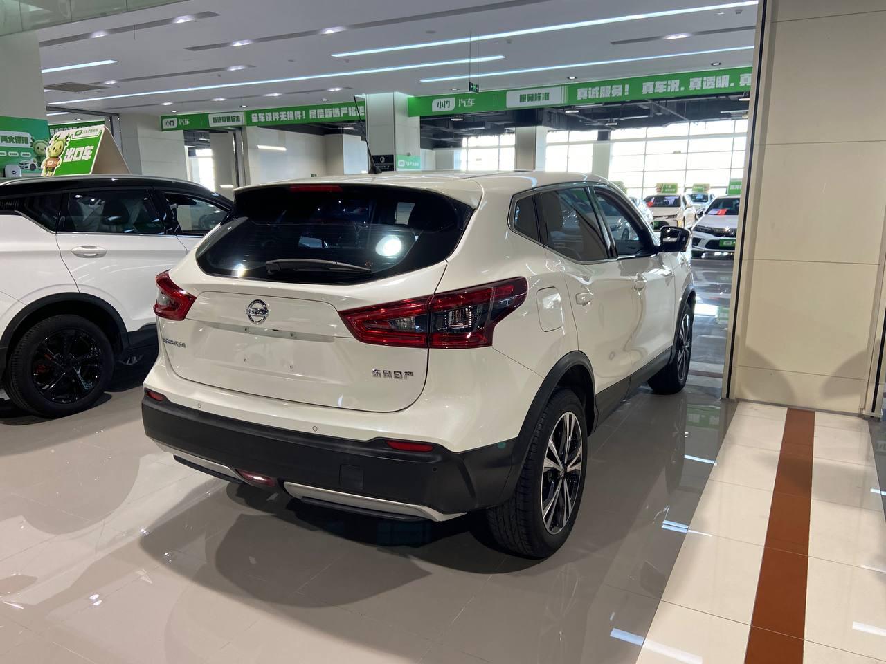 Nissan Qashqai CVT 2