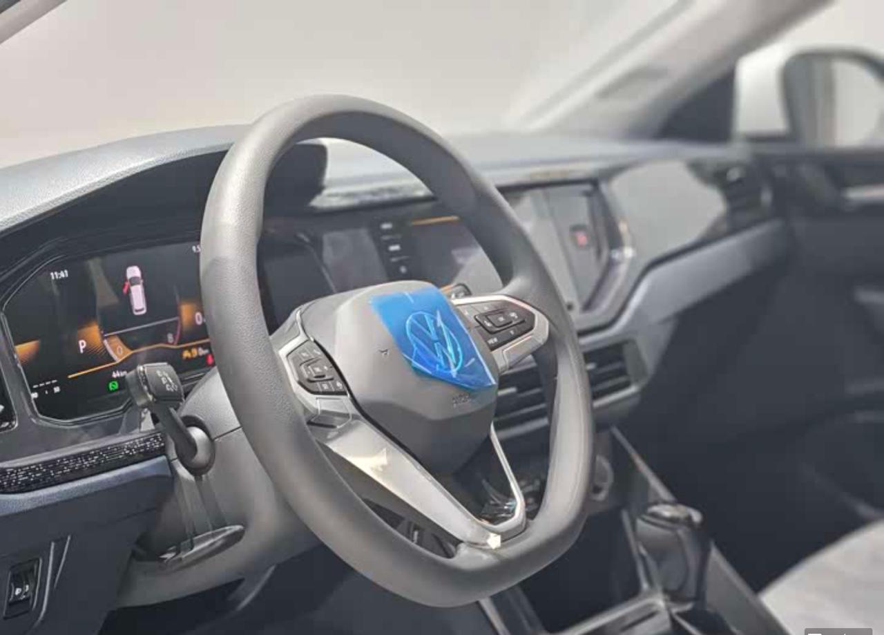 Volkswagen Lavida 6