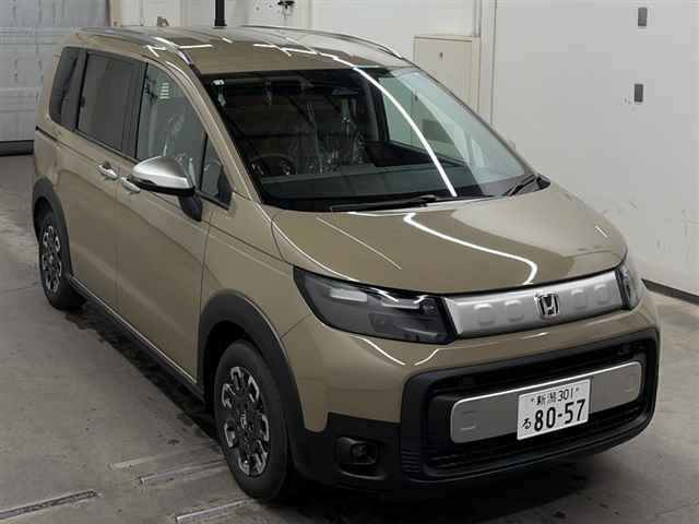 Honda Freed CROSS MANY 2