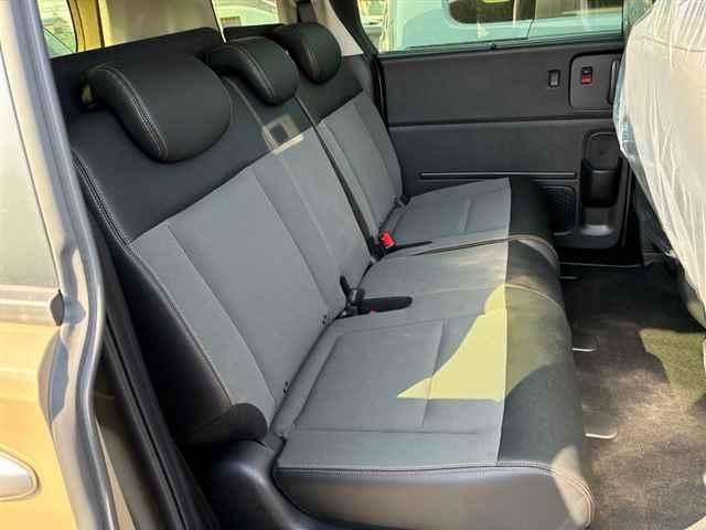 Honda Freed CROSS MANY 5