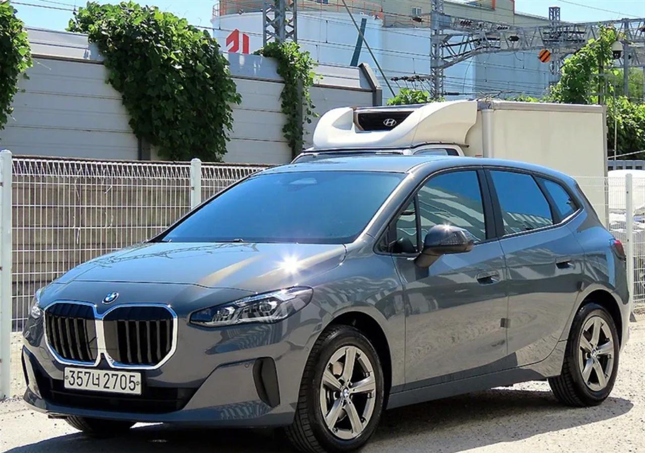 BMW 2 Series Active Tourer 2
